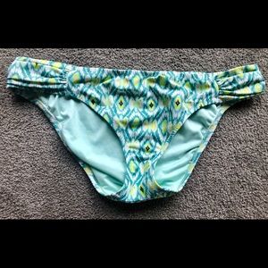Victoria’s Secret Bikini Bottoms, size Large